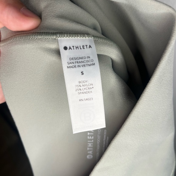 Athleta Salutation Stash Pocket II Cinch 7/8 Leggings - Sage Green | Size S - Picture 6 of 6